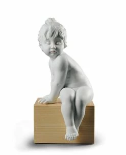 Lladró Sweet Figurine