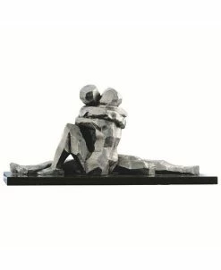 Global Views Ttin It On Sculpture