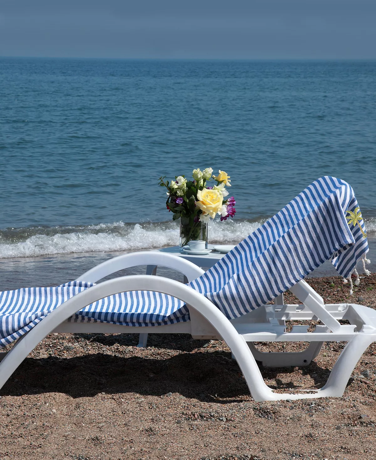 Linum Home Fun In The Sun Breezy Palm Tree Pestemal Beach Towel - Image 2