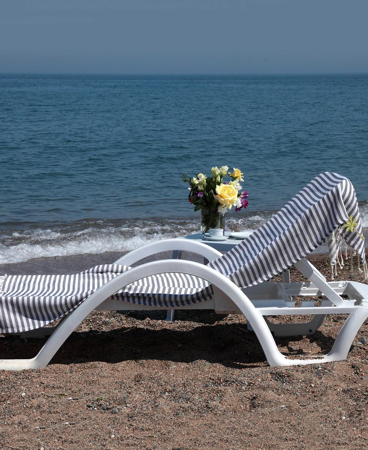 Linum Home Fun In The Sun Breezy Palm Tree Pestemal Beach Towel - Image 8