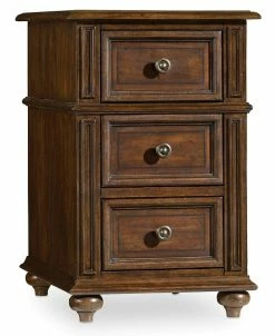 Hooker Furniture Leesburg Chairside Chest