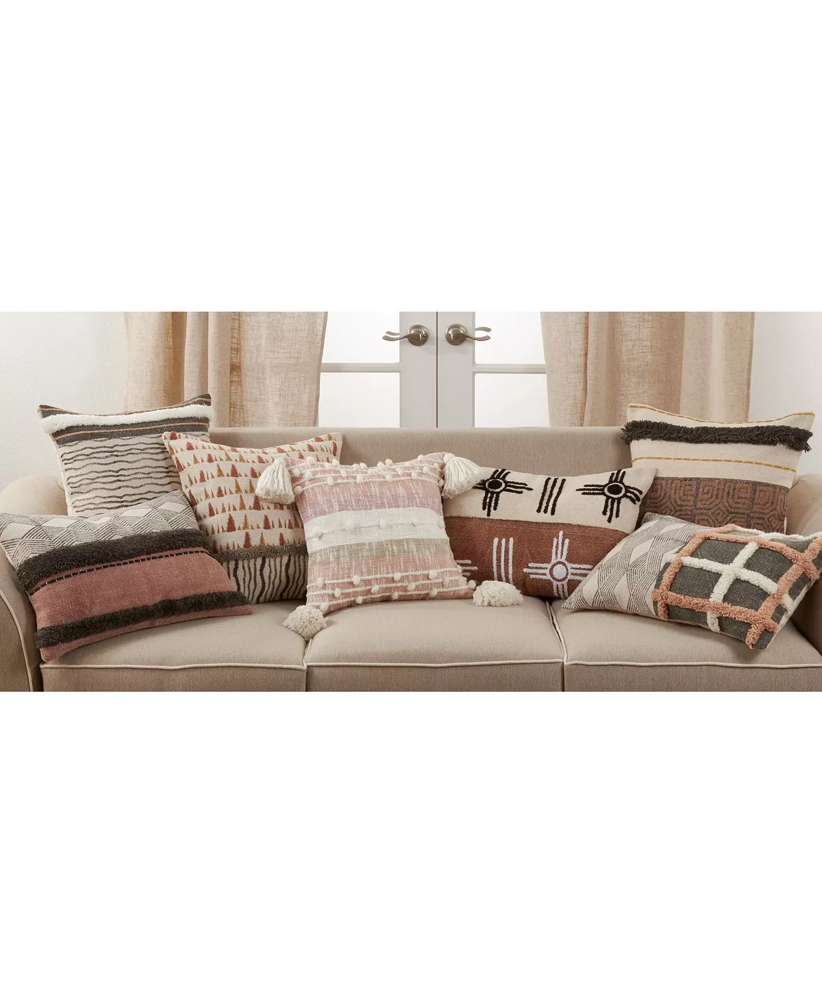 Saro Lifestyle Two Tone Embroidered Decorative Pillow, 16 X 24 - Image 3