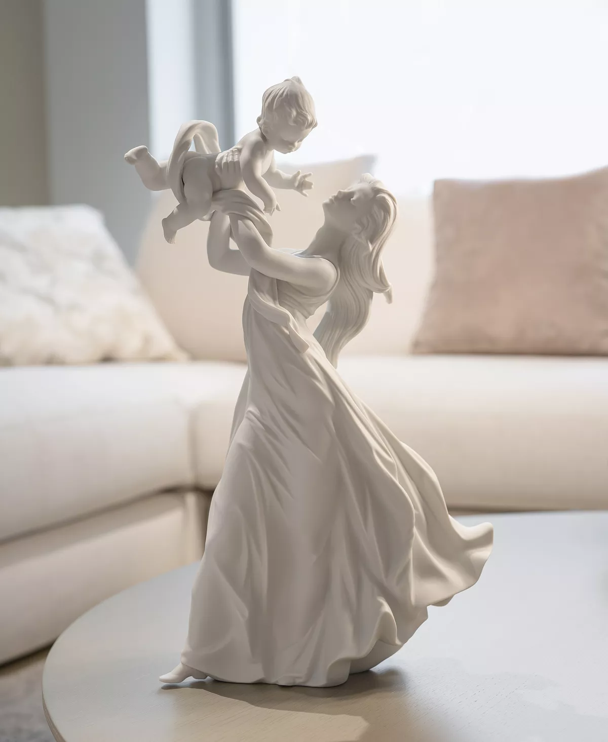 Lladró Collectible Figurine, My Little Sweetie - Image 2