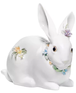 Lladró Collectible Figurine, Attentive Bunny With Flowers
