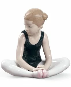 Lladró Thinking Of My Debut Figurine