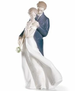 Lladró Collectible Figurine, Everlasting Love